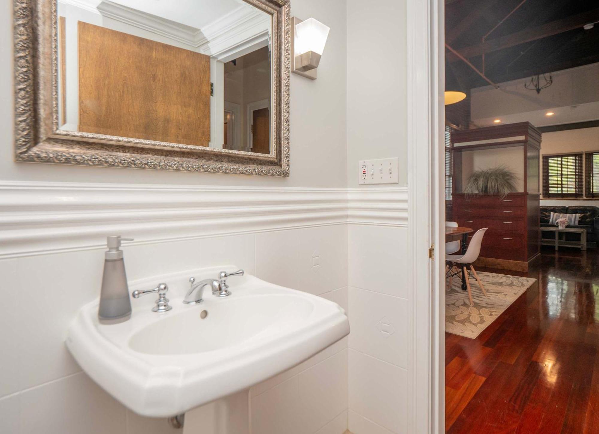 Jennifer'S Riverfront Foundry Apartment Downtown Providence Exterior foto